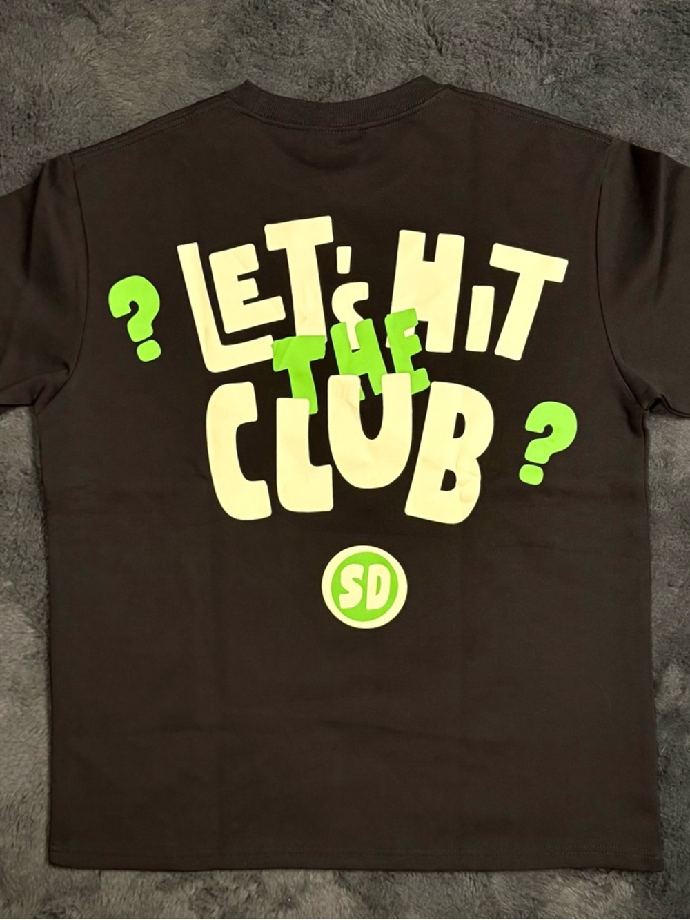 SNOWDAY “LET'S HIT THE CLUB” Graphic Tee Black Lime & Cream Size Medium